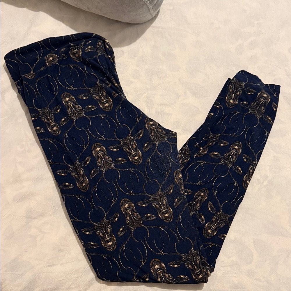 Lularoe Tall and Curvy Leggings - Deer Heads